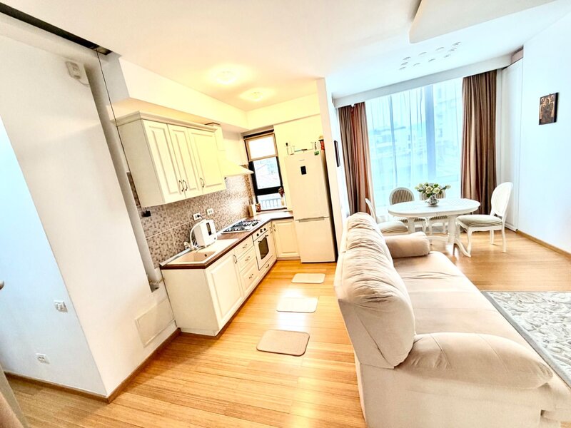 Casa Poporului, Marriott, apartament 2 camere, 65 mp utili.